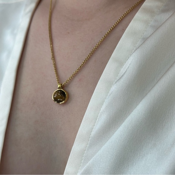 ꕥ Tiger eye 18k Dipped Necklace - Picture 3 of 5